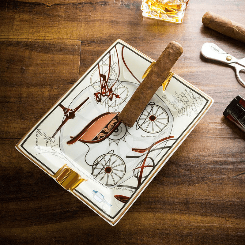 Luxury Golden Ceramic Ashtray Porcelain Cigar Ashtray with Custom Design