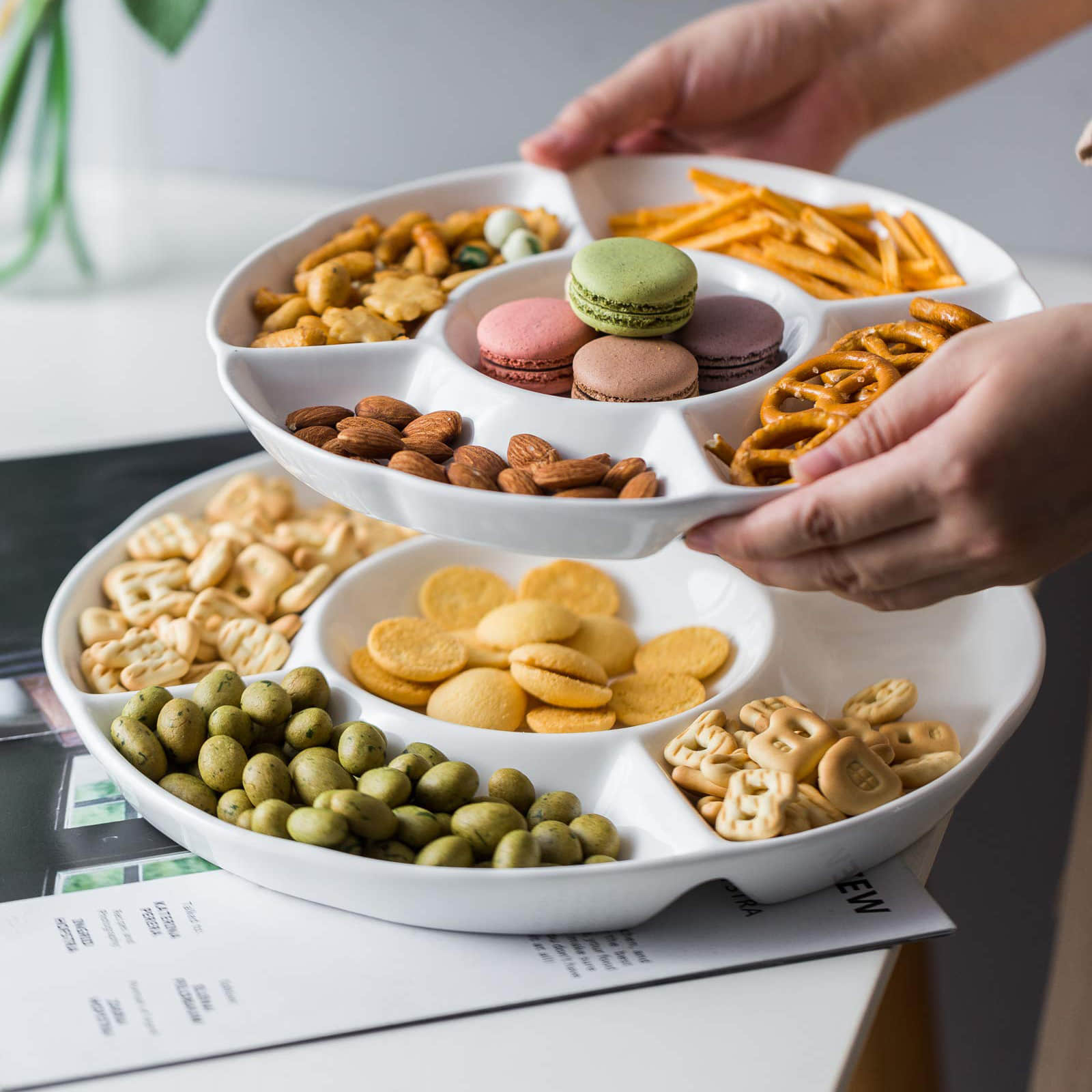 Ceramic dessert nut plate, divider plate, high-quality white snack plate customized