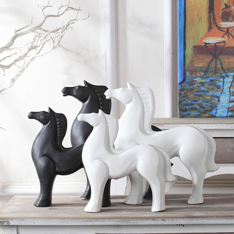 Animal Horse Ceramic Figurine Sculpture Art Statue Living Room Table Top Ornament Modern