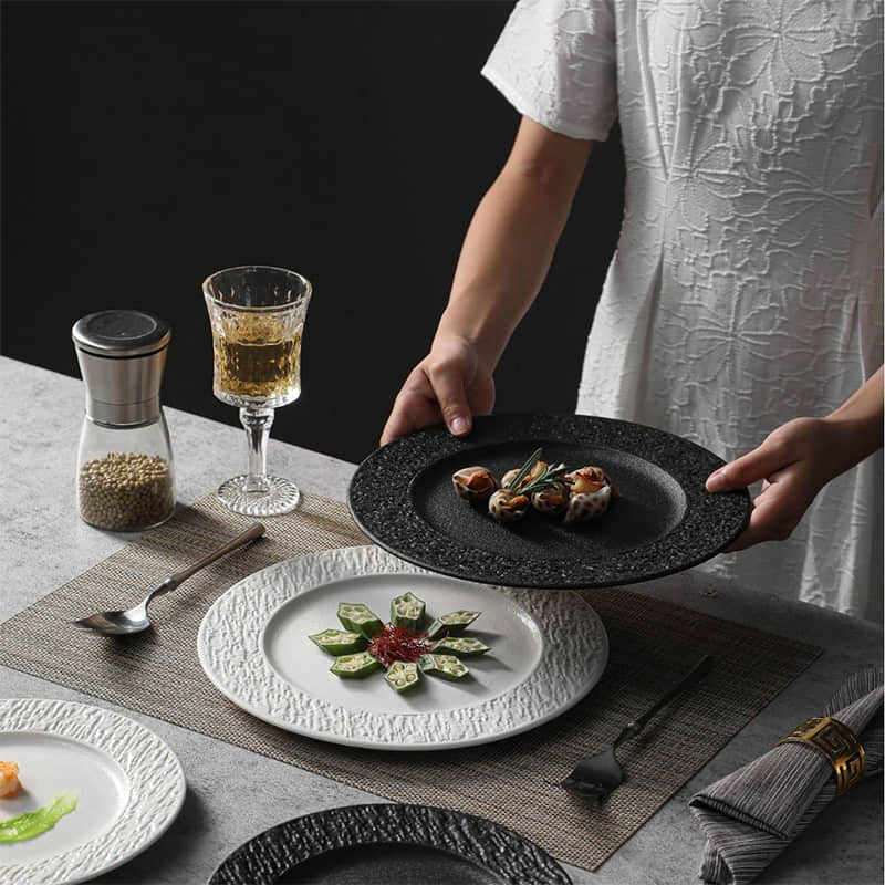 Porcelain Steak Dinner Plate Wide Edge Matte Restaurant Serving Plate for Catering Wedding Ceramic