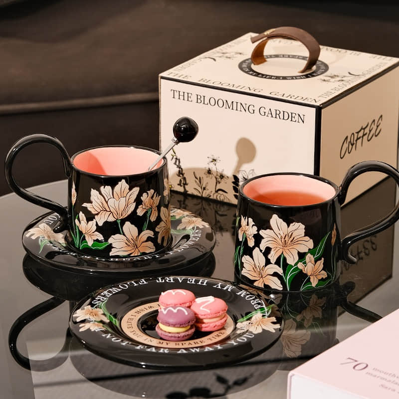 High-End Retro Style Ceramic Coffee Cup and Saucer Set Light Luxury Home Mug for Afternoon Tea